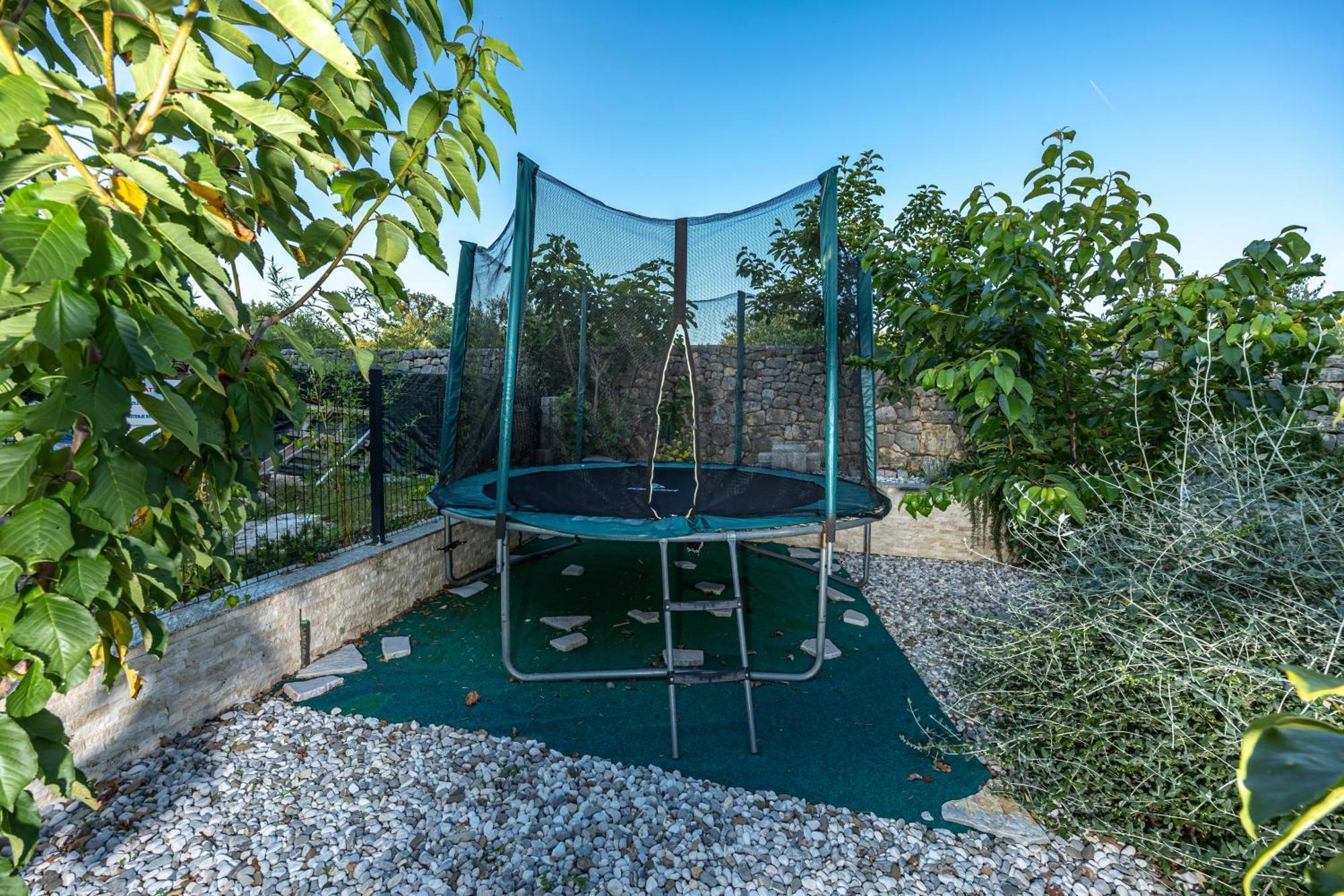 Luxury White Sails 2 * Pinezići