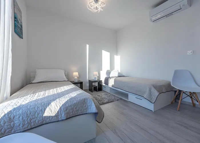 Luxury Villas White Sails