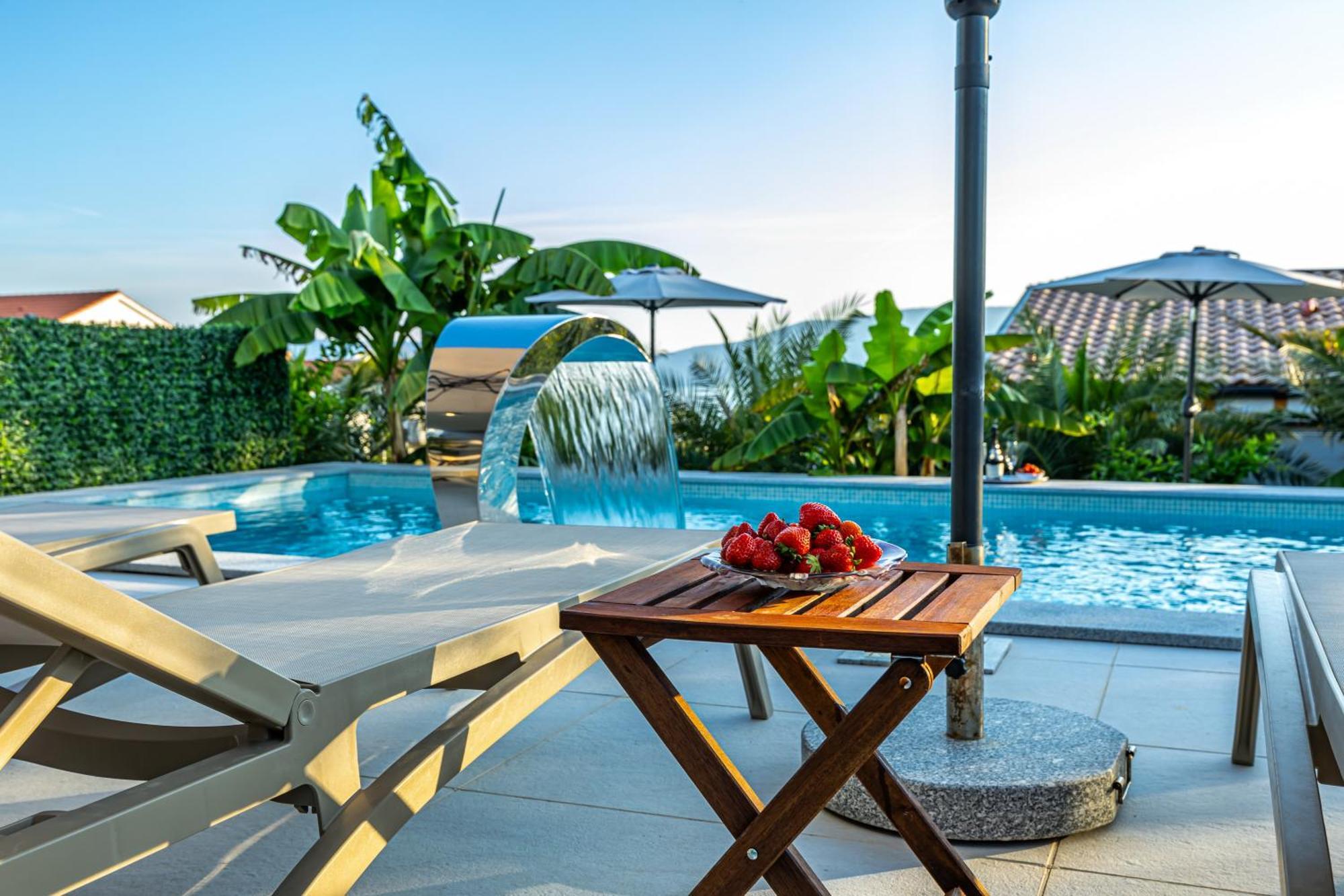Villa Luxury White Sails *