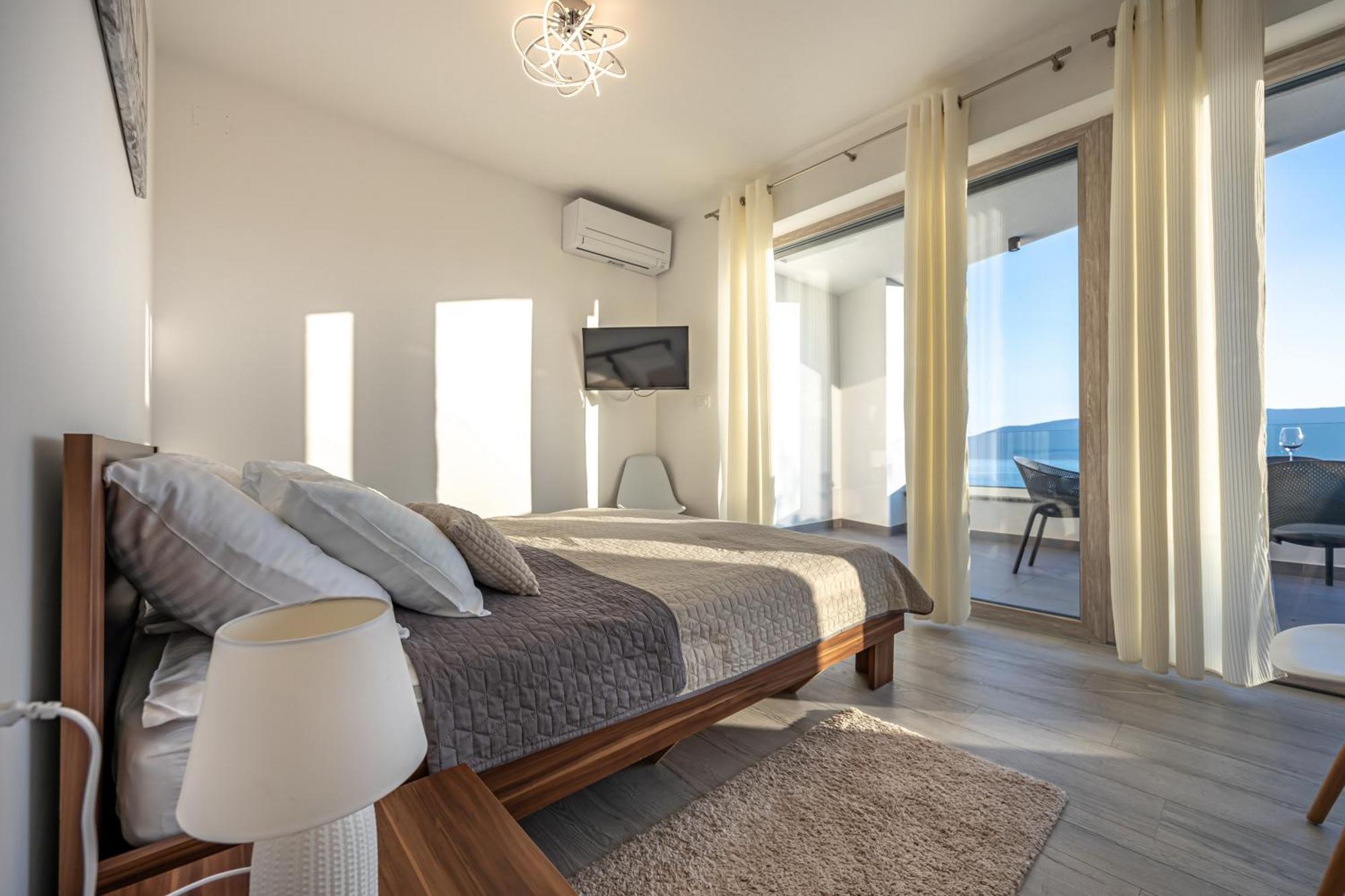 Villa Luxury White Sails *