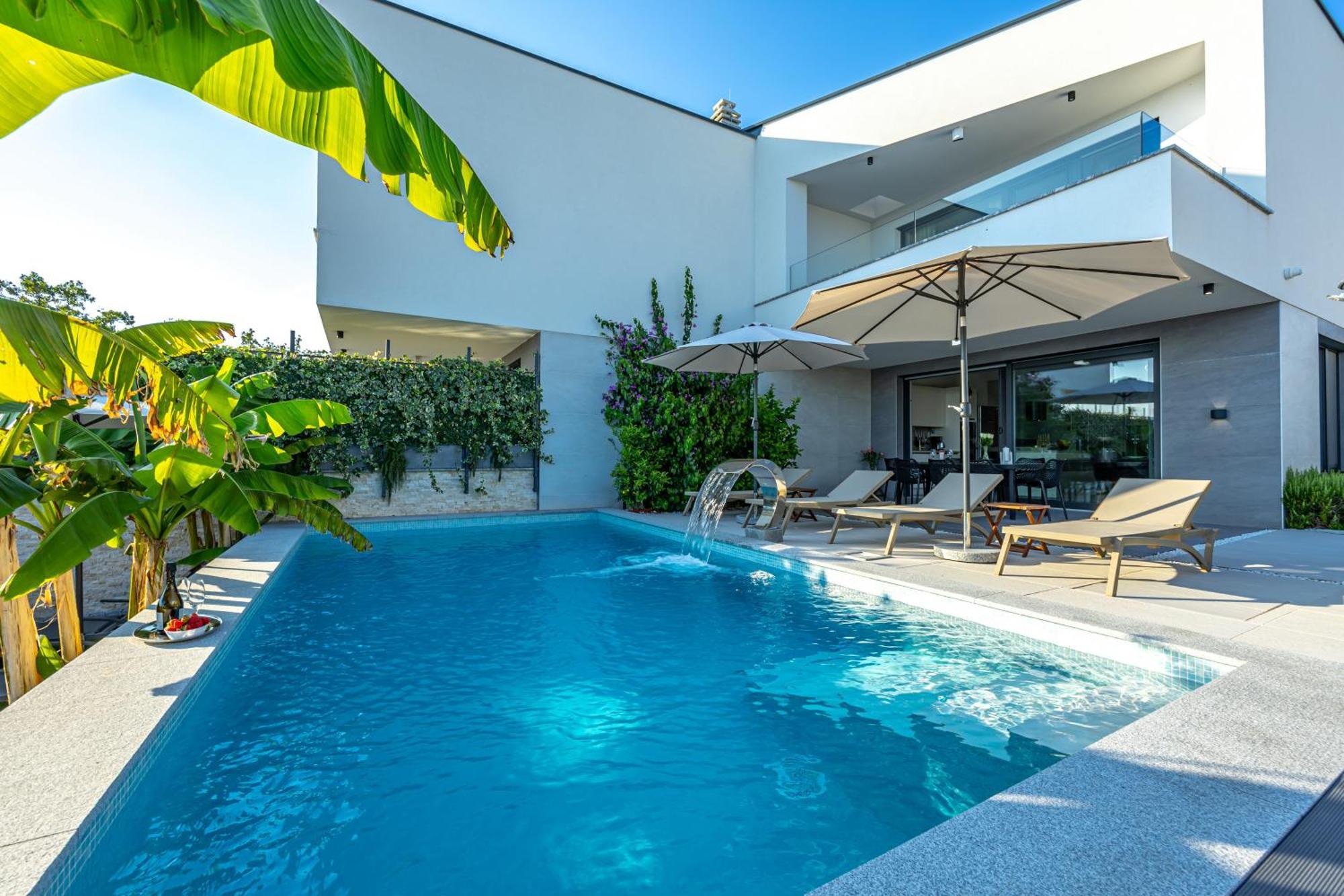 Villa Luxury White Sails *