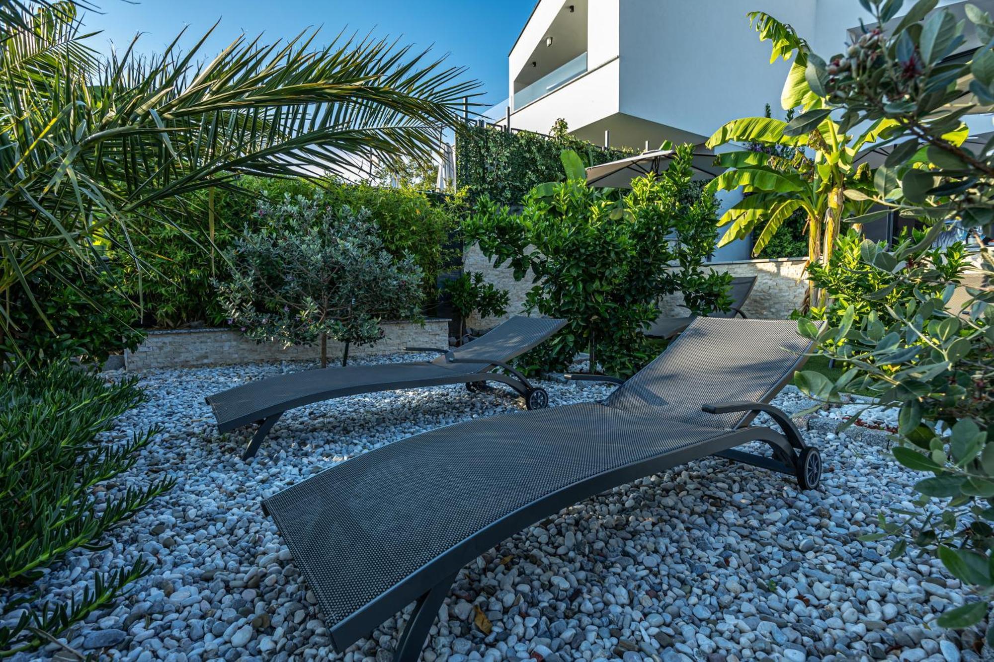 Villa Luxury White Sails